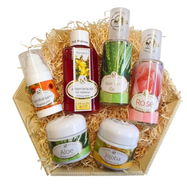 Kosmetik Geschenkkorb mit Gesichtscreme, Körperöl und Handcreme